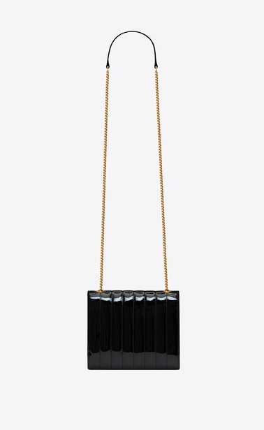 Vicky chain wallet in quilted patent leather
